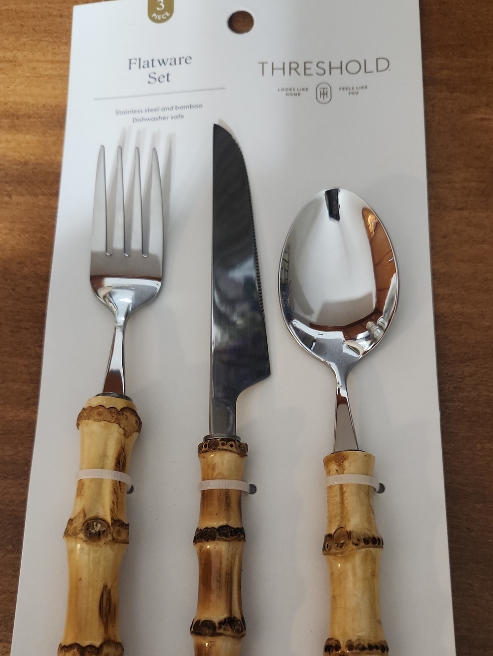 THRESHOLD flatware Set - Picture 2 of 8